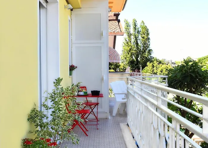 Apartment Fenice - Oasi Di Comfort - Tutto A Due Passi Riccione